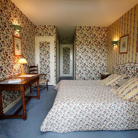 Hotel Chateau De Castel Novel - Les Collectionneurs Varetz Eksteriør bilde