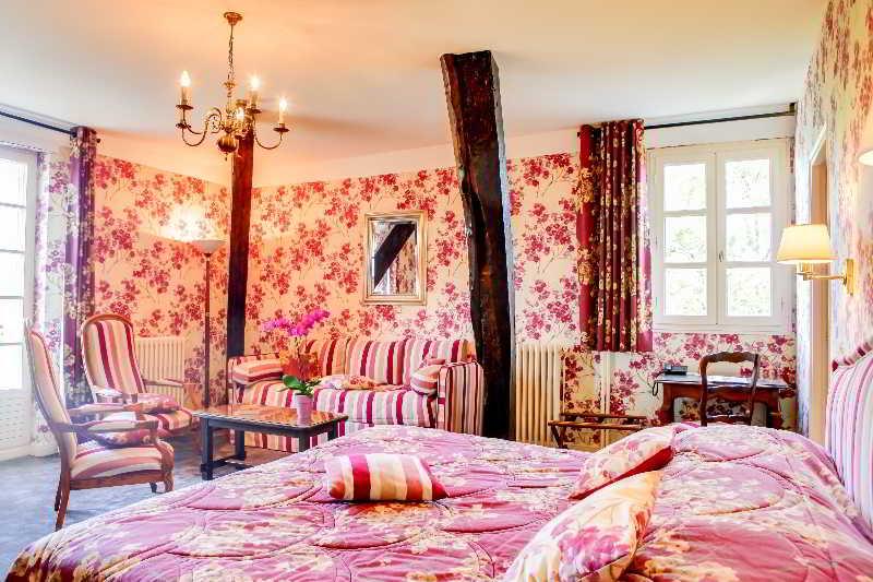 Hotel Chateau De Castel Novel - Les Collectionneurs Varetz Eksteriør bilde