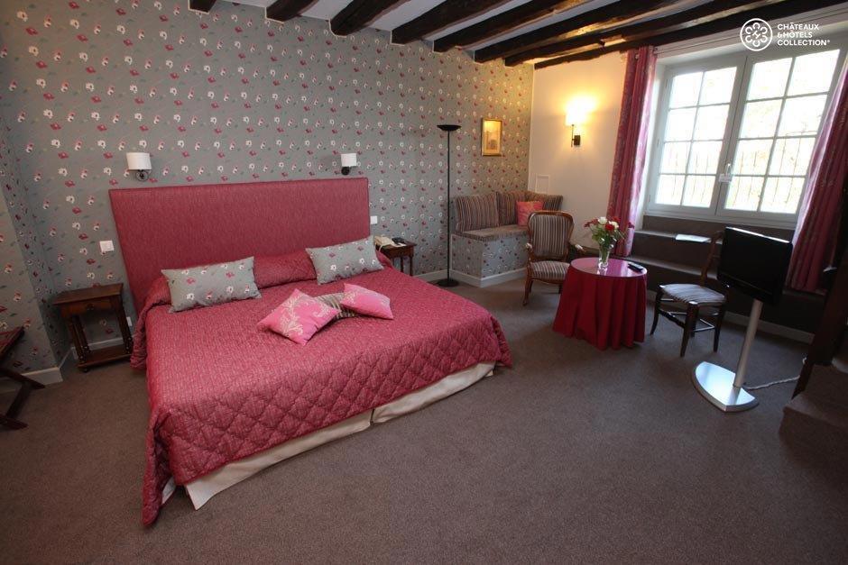 Hotel Chateau De Castel Novel - Les Collectionneurs Varetz Rom bilde