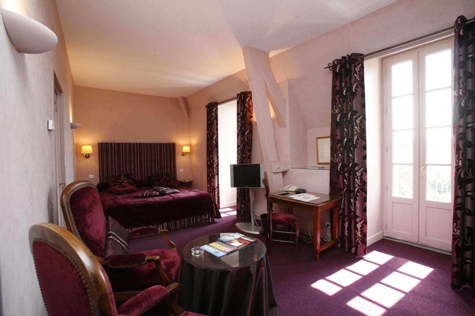 Hotel Chateau De Castel Novel - Les Collectionneurs Varetz Eksteriør bilde